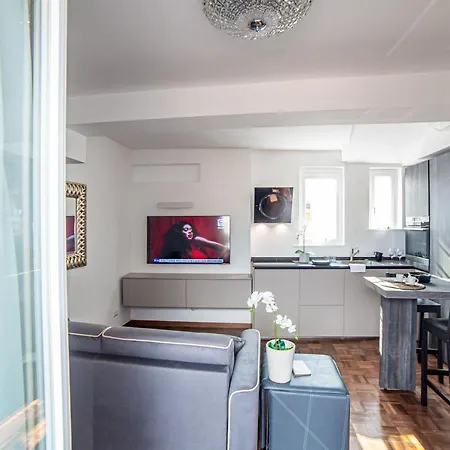 Luxury Floor In Trastevere *