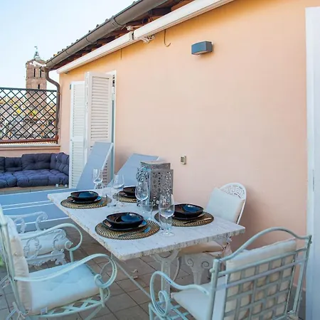Luxury Floor In Trastevere 公寓